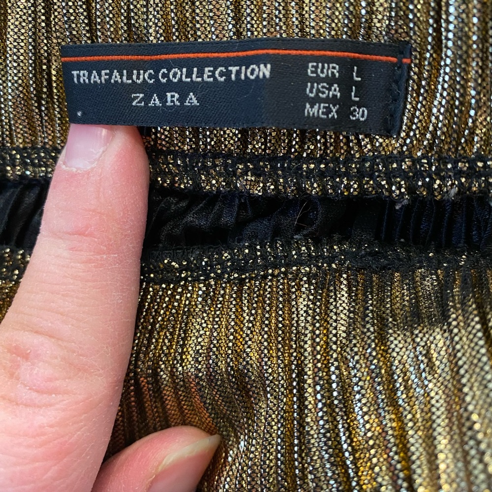 Trafaluc Collection by Zara Metallic Gold Lame Crinkle Slim Midi Skirt large - Picture 3 of 3